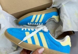 Gazelle - Skyblue & Yellow
