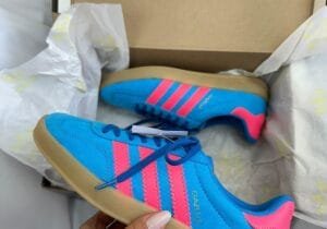 Gazelle - Lucid Blue & Pink