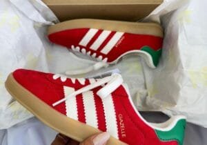 Gazelle - Hot Red & Touch Green