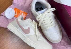 Dunk Low - White/Grey & Pink