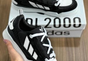 Adi2000 - Black & White Contrast